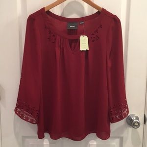 Beautiful Brand new Maeve shirt